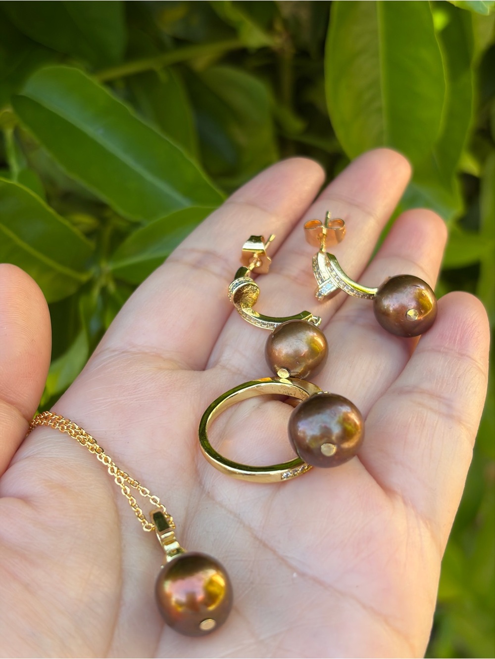 Nail Design Freshwater Pearl Set - in Brown/Necklace, Ring&Earrings- Gold plated - Picture 5 of 5